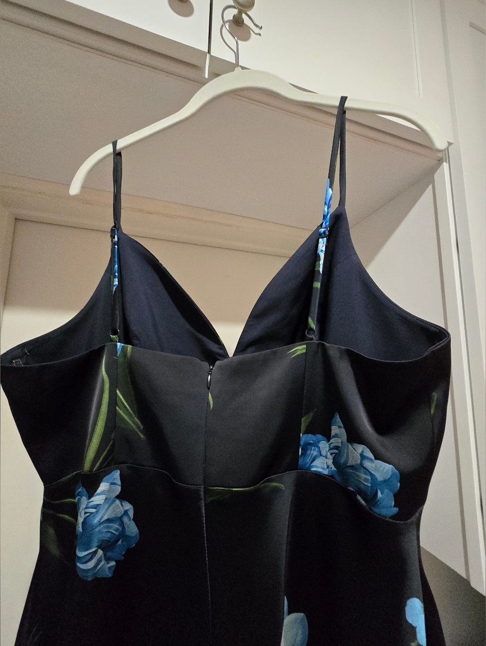 NWOT Sachin + Babi Floral Navy Blue A-Line, V-Neck Maxi Dress W/ Straps Sz 14 - Picture 7 of 14